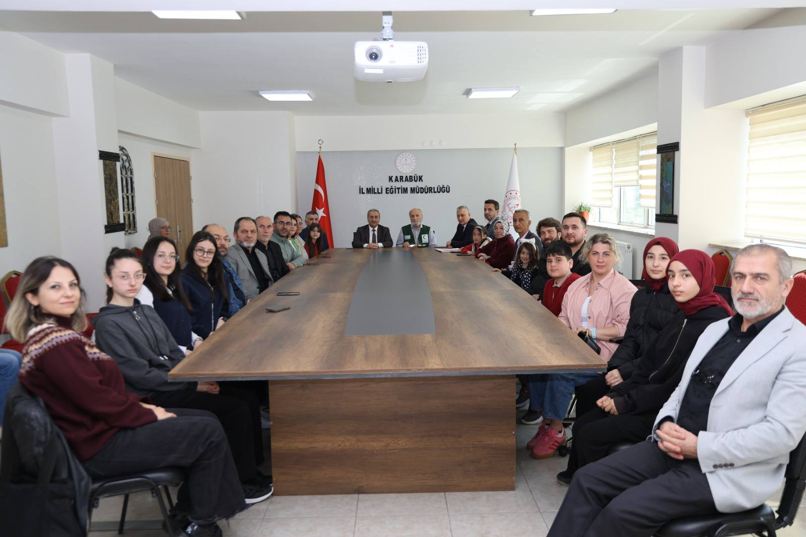 Karabük’te “Sağlıklı Nesil Sağlıklı Gelecek Yarışması” Ödül Töreni Gerçekleştirildi