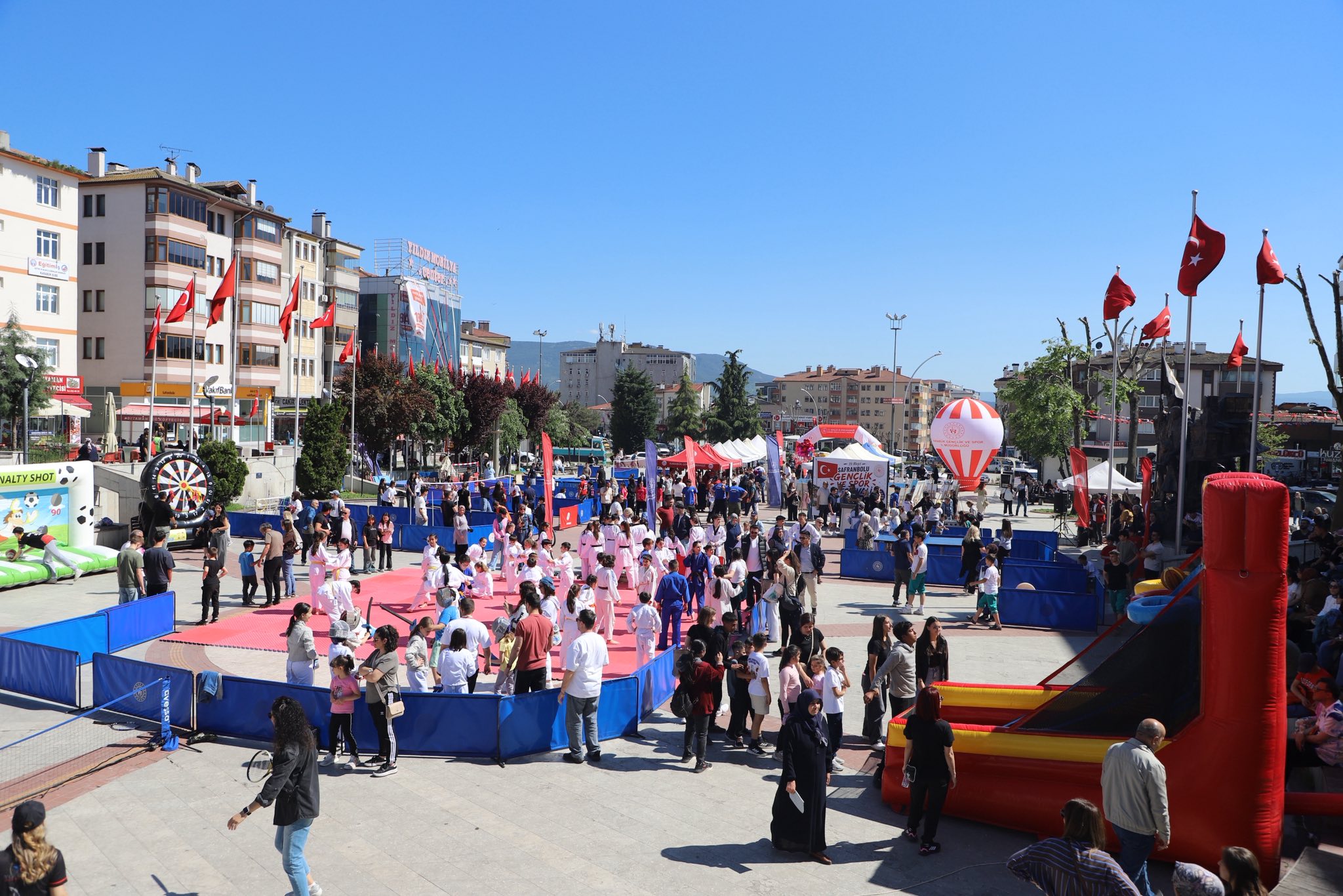 Safranbolu’da 19 Mayıs Coşkusu “Gençlik Spor Festivali” ile Yaşandı