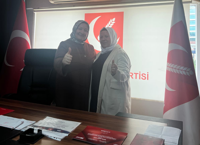 Yeniden Refah Partisi Karabük Merkez İlçe Kadın Kolları Başkanlığında Bayrak Değişimi