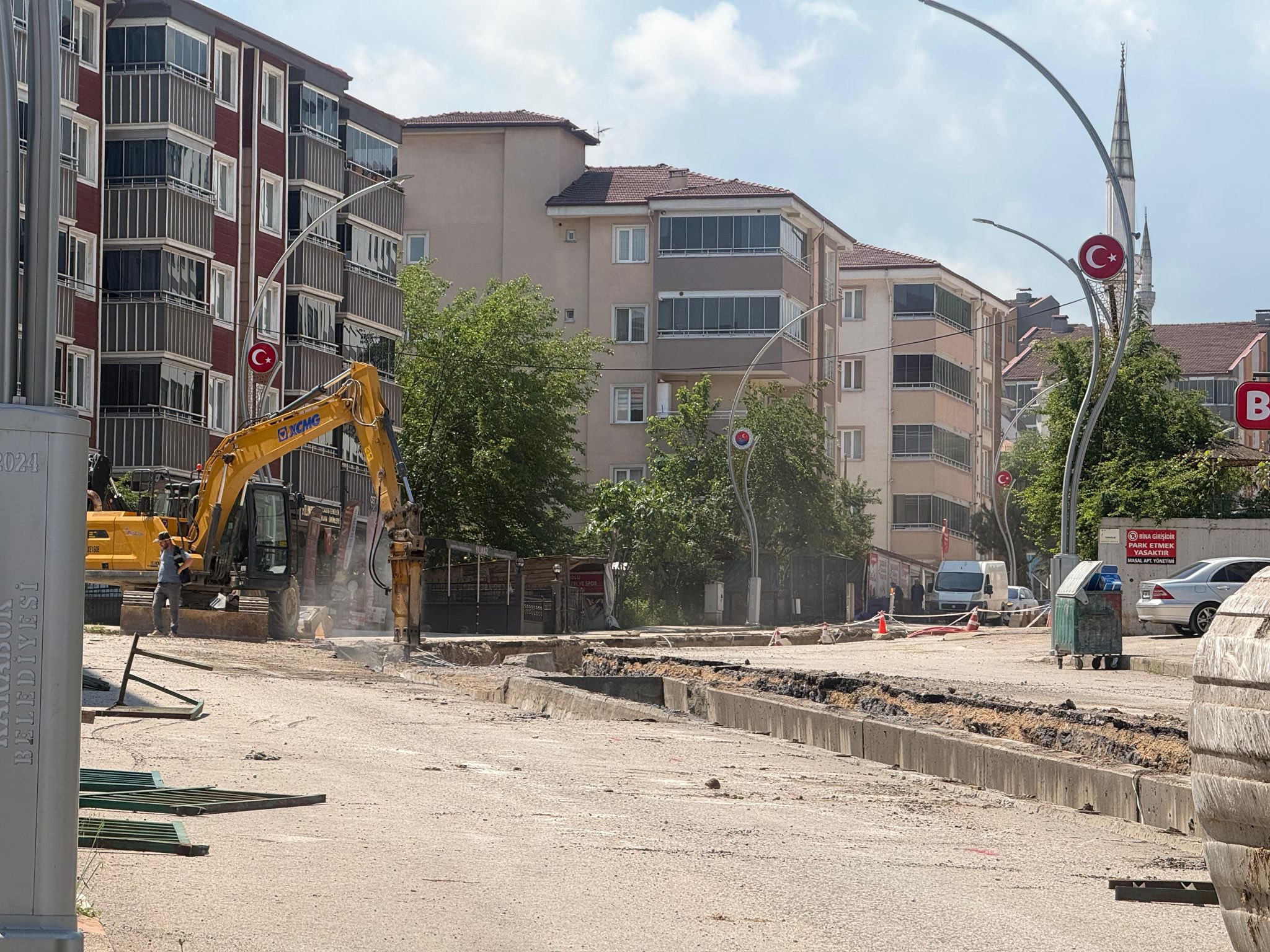 Özkan Çetinkaya: “Aydınlıkevler’de Güvenliği ve Şehir Estetiğini Güçlendiriyoruz”