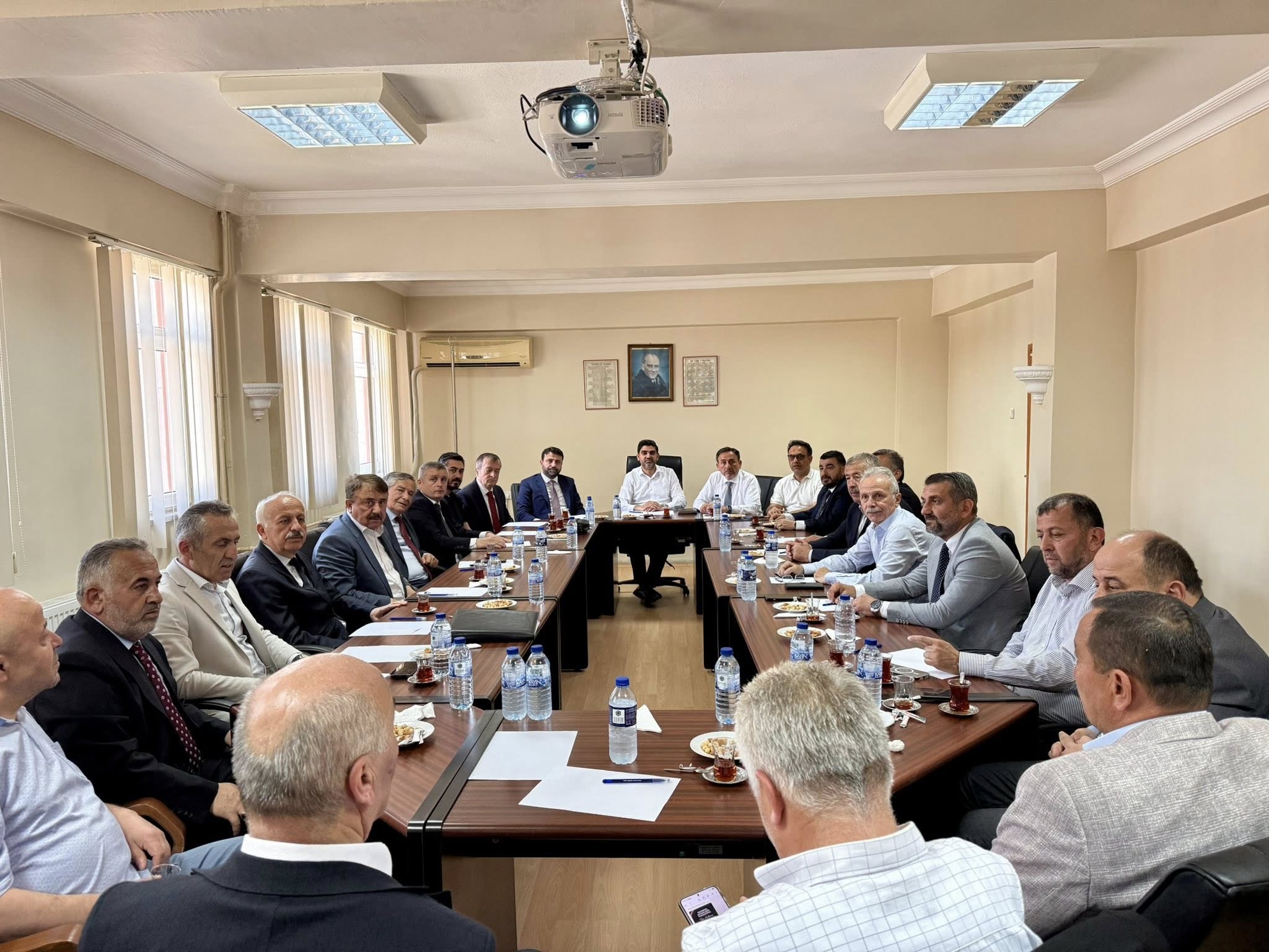 AK Parti Heyeti Teşkilat Çalışmalarını Değerlendirmek Üzere Bir Araya Geldi